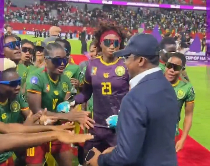 Cameroun : le sacre des Lionnes à la CAN ravive les tensions entre Samuel Eto’o et le ministre des Sports