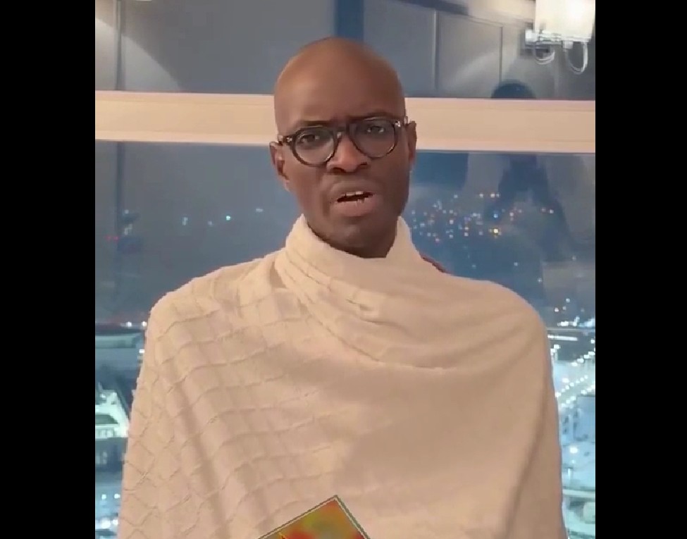 Un fils de Serigne Sidy Abdou Lahad dénonce : « Je condamne avec une extrême colère cette visite de Sokhna Aïda Diallo à Touba »