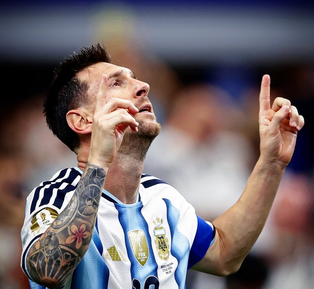 Foot: Lionel Messi annonce sa retraite internationale avec l'Argentine