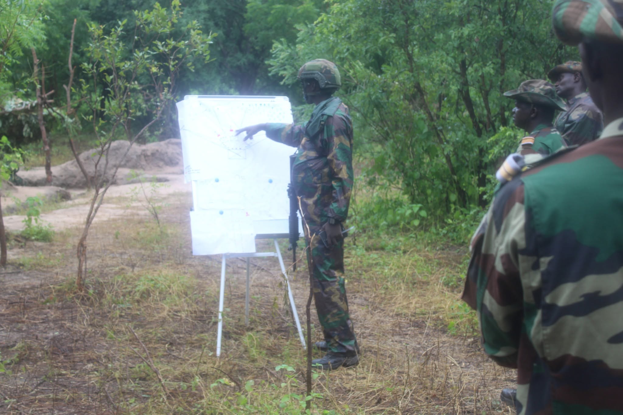 ENOA : les élèves officiers à l’épreuve de la « vie en campagne »