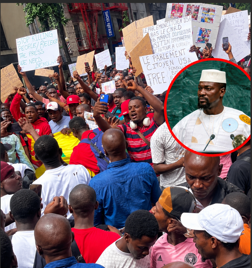 A New York , Mamadi Doumbouya hué par des opposants