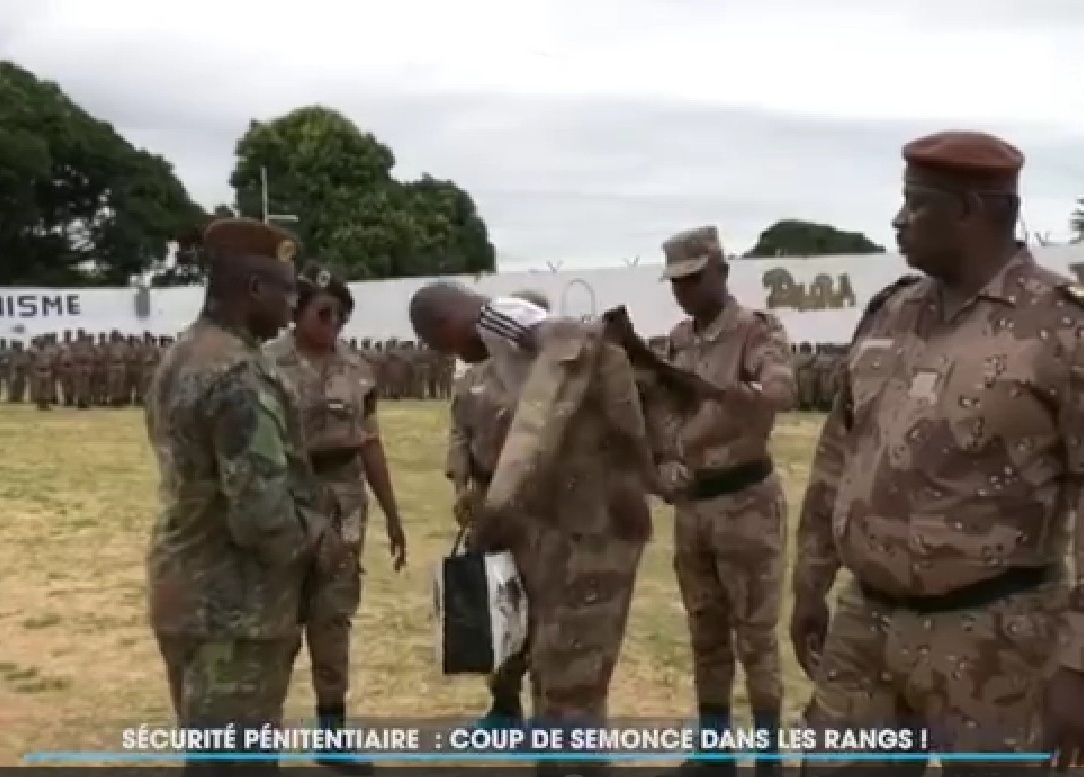 Gabon : 22 agents de la sécurité pénitentiaire sanctionnés, dont 13 révoqués