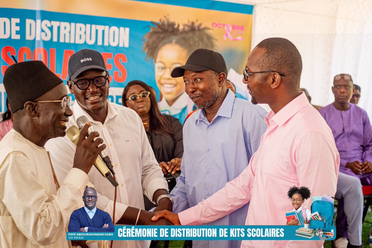 Éducation : Pape Abdourakhmane Dabo offre 1 500 kits scolaires aux élèves de Mbour