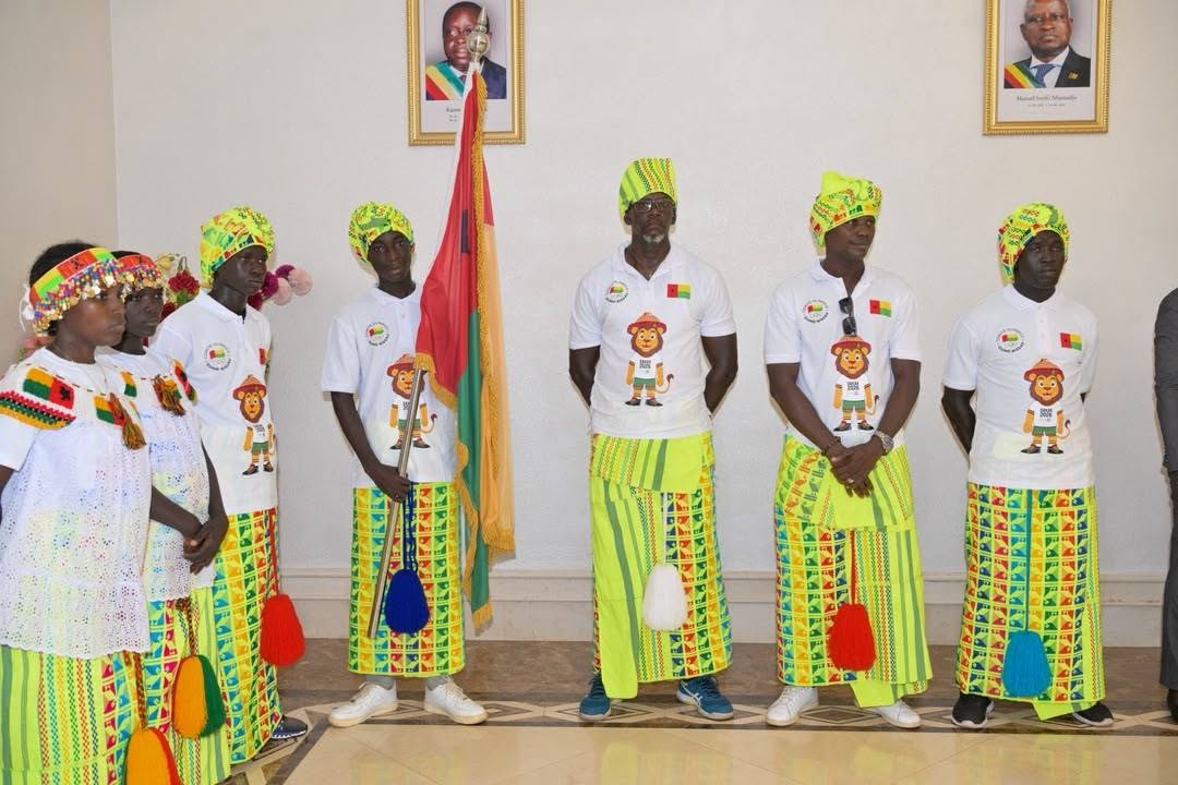 JOJ Dakar 2026 : le président de transition Horta Inta-A remet le drapeau national aux athlètes bissau-guinéens