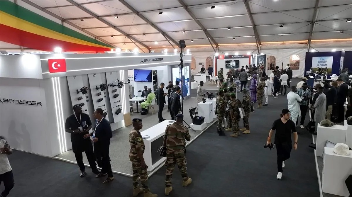 Défense et sécurité : plus de 40 pays africains attendus au BAMEX 2026 à Bamako