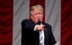  Fragilisé, Trump s'en prend aux médias "corrompus"
