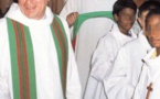 SCANDALE : Pratique d'actes de nature pédophile sur des enfants sénégalais par des  prêtres blancs (Regardez)