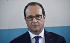 REGARDEZ: un tir accidentel en plein discours de François Hollande fait deux blessés