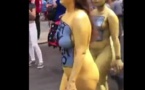 Incroyable: Hommes et femmes se promènent au festival des  "nues" à Londres (Regardez)