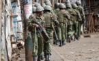 Elections au Kenya: plusieurs morts dans des émeutes, l'opposition durcit le ton