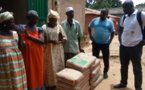 Ziguinchor: le Dr Ibrahima Mendy apporte son soutien aux sinistrés en ciment...