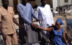 Ziguinchor: Le président Benoit Sambou offre du matériel orthopédique aux handicapés