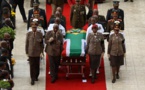 Funérailles de Winnie Mandela: bataille en coulisses entre l’ANC et la famille
