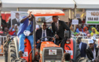 Des tracteurs achetés à 32 milliards, y 'a- t-il un deal entre Macky et Cheikh Amar ?