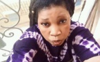 Selbé Ndom fait un selfie hyper sexy d’elle dans son dressing