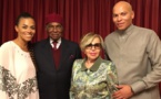 Me Wade revient avec sa famille à Dakar 