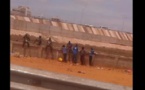 URGENT: Des petits bandits agressent des passants sur le "Pont de l’émergence" 