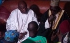 Aly Ngouille Ndiaye cherche des prières chez le Khalif de Nguith