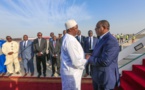 Le Président Barrow : «  Macky Sall m’aide par son...»