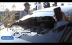  Des Étudiants sénégalais caillassent une voiture du convoi de Matar Bâ