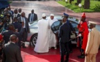 Macky Sall offre une Mercedes à Wade