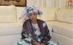Sokhna Aïda Diallo présente ses excuses au Khalif des mourides (Regardez)