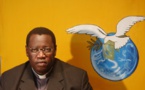 Abbé Latyr Ndiaye écaille Mame M. Guèye : “A travers tes propos, Dieu t’a démasqué”