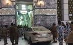 Mecque: Une voiture fonce et percute la mosquée sacrée d’Al-Haram