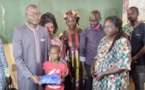 Ziguinchor: Dr Ibrahima Mendy responsable Apériste offre 150 Kits scolaires aux élèves 