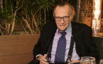Etats-Unis: le célèbre journaliste Larry King, malade du Covid-19, est hospitalisé