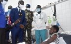 Antoine Felix DIome rend visite aux "terroristes" blessés