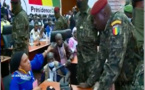 L'intervention de cette handicapée fait pleurer le Colonel Doumbouya :"Les militaires m'ont pris avec ma chaise pour..." (Vidéo)
