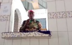 Des imams qui soutenaient le 3e mandat de Condé remplacés. Un officier dirige la prière du vendredi (Vidéo)