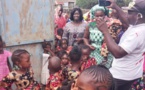 Vidéo: Dieynaba Goudiaby du CESE, marraine de la fête de fin d'année de la case des tout-petits d'Oussouye
