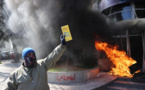 Crise au Liban: des manifestants en colère vandalisent des banques