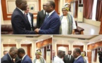 Accolades, poignées de main...Yewwi dénonce "une manipulation" de la Présidence de la République