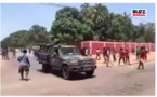 Ziguinchor : Les manifestants applaudissent les militaires