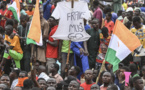 Des milliers de Nigériens exigent le départ de l'armée française