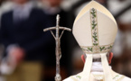 Le Vatican essaie d’éteindre la polémique sur la question des "bénédictions" de couples homosexuels