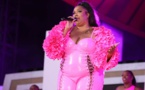  Lizzo annonce arrêter la musique : "J'en ai assez d'être traînée dans la boue"