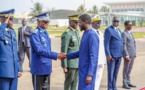 Une première rencontre mémorable : Le nouveau patron de la gendarmerie aux côtés du Président lors de son départ