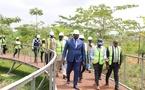 Le Ministre Moussa Bala Fofana en visite de benchmarking en Côte d’Ivoire : un échange fructueux sur la gestion des déchets et l’innovation urbaine