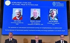 Le Nobel de physique 2025 décerné au Français Michel H. Devoret, à l'Américain John M. Martinis et au Britannique John Clarke
