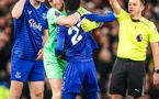 Premier League : Idrissa Gueye expulsé après avoir giflé son coéquipier, Moyes vole à son secours