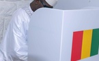 Présidentielle en Guinée : Doumbouya largement en tête selon les premières tendances