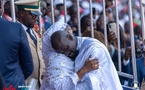 Guinée : Une accolade qui dépasse le protocole