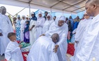 Fête de l’Aïd el-Fitr : vive émotion, Doubouya s’agenouille devant sa maman 