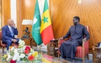Audience au Palais : le Président Bassirou Diomaye Faye échange avec le patron de la CAF