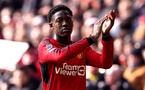 Premier League : Manchester United s'impose face à Liverpool grâce à l'enfant du club Kobbie Mainoo (3-2)