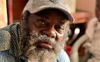 Cameroun : un journaliste réputé laisse pousser sa barbe tant que son pays n’a pas de nouveau gouvernement
